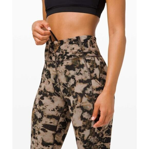 LULULEMON Invigorate High-Rise Tight 25" Size 2 Dispersed Light Raw Linen Multi - Picture 3 of 8